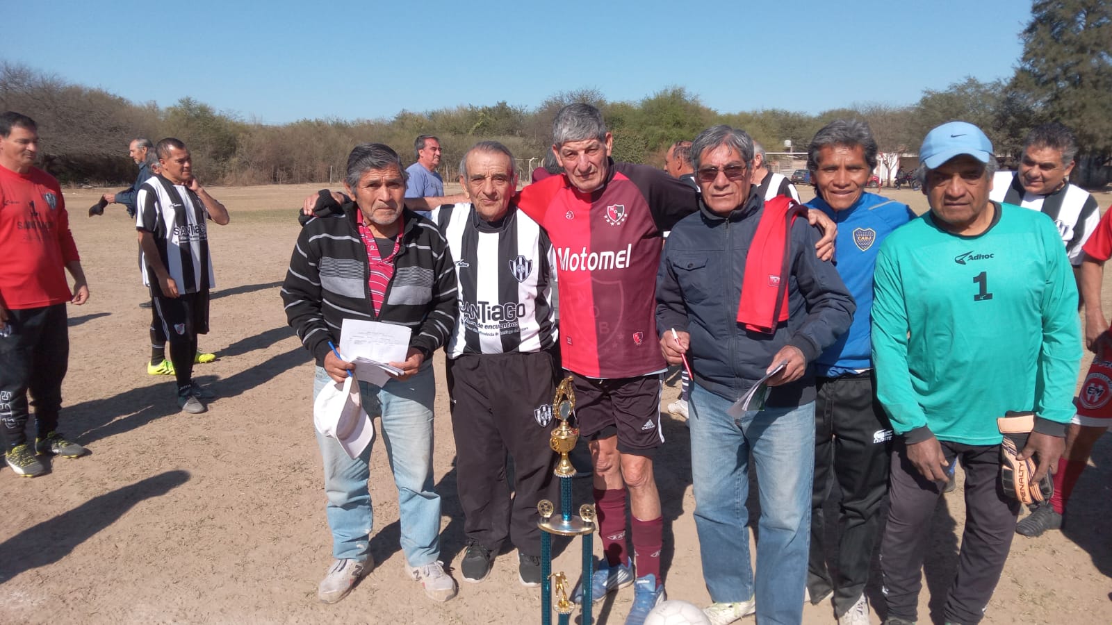 Homenaje a una gloria “ferroviaria”, resultados y mucho más en el fútbol amateur